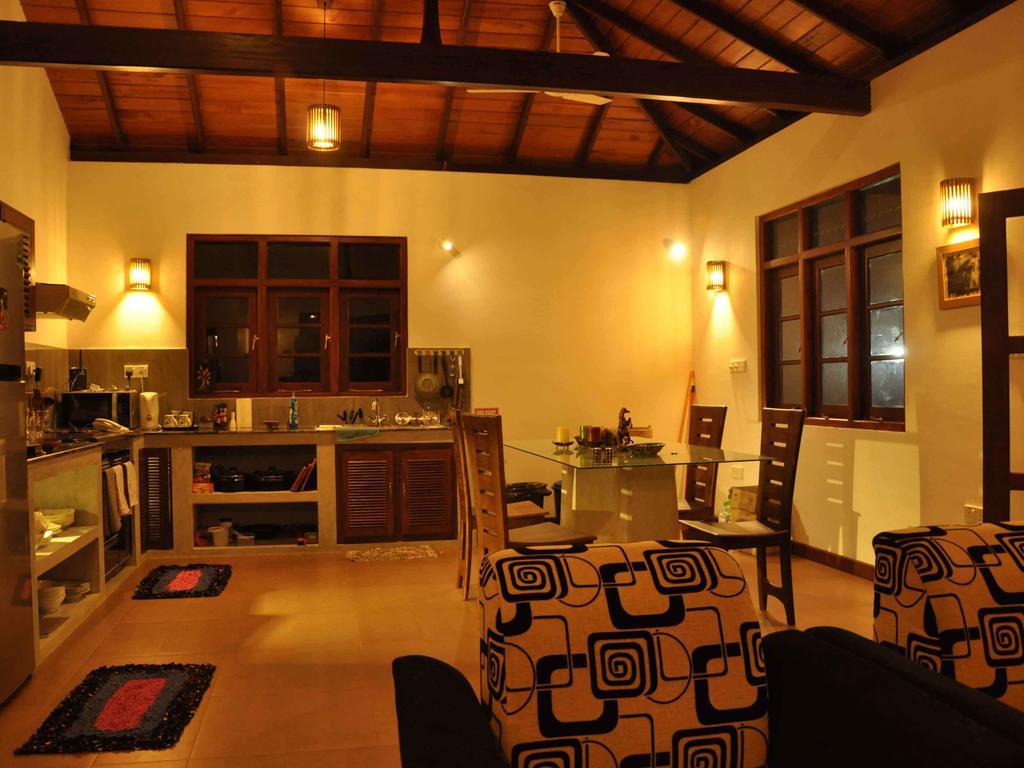 Helis Place Unawatuna Luaran gambar