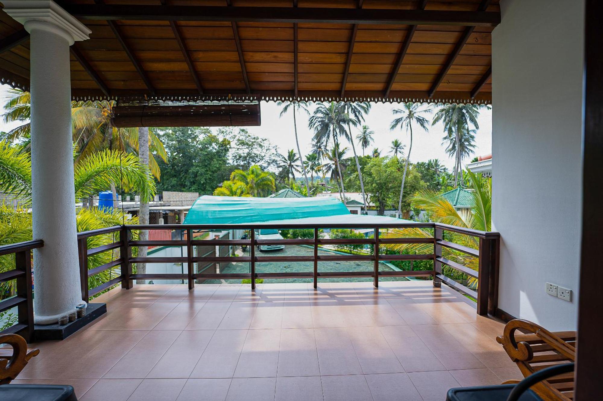 Helis Place Unawatuna Luaran gambar