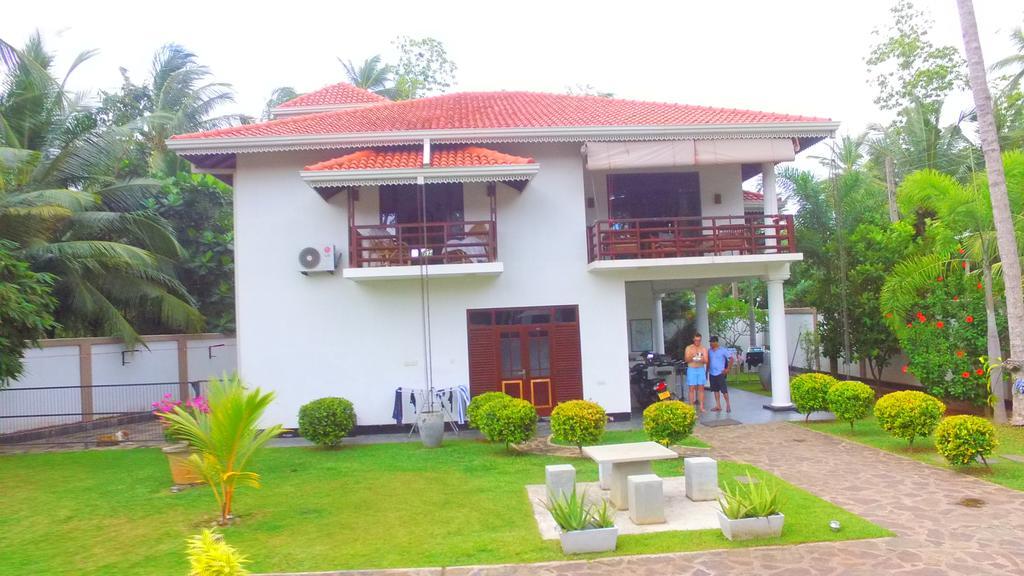 Helis Place Unawatuna Luaran gambar