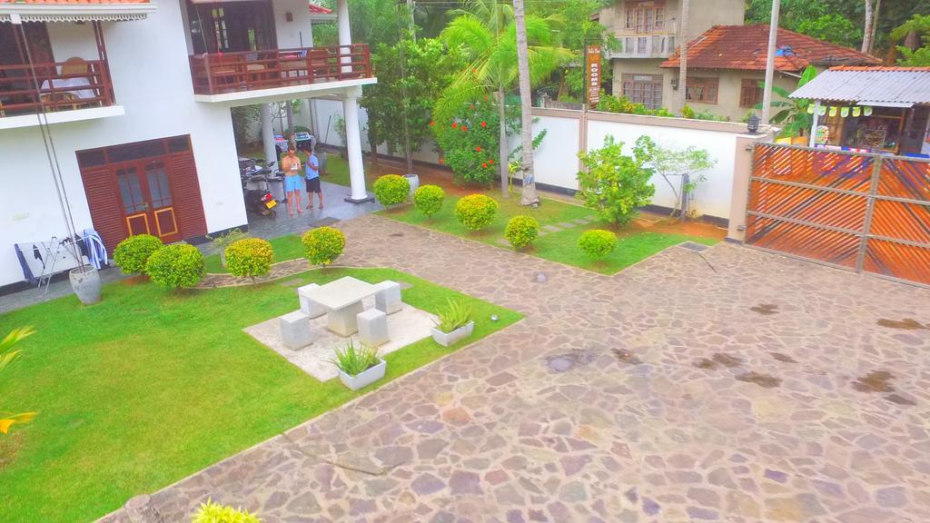 Helis Place Unawatuna Luaran gambar