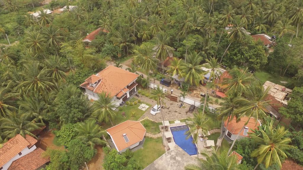 Helis Place Unawatuna Luaran gambar